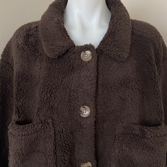 (NWT) Maurices Women’s Cozy Sherpa Shacket in Umber Brown - Picture 9 of 16